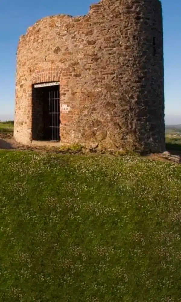 banner mobile vinegar hill fort